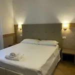Alex Square ホテル ローマ
