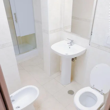 Alex Square Hotel 3*