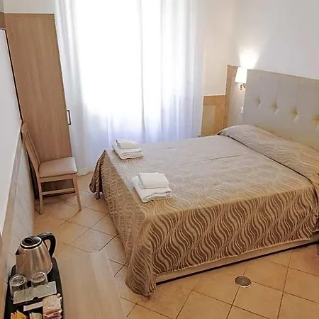 Hotel Alex Square