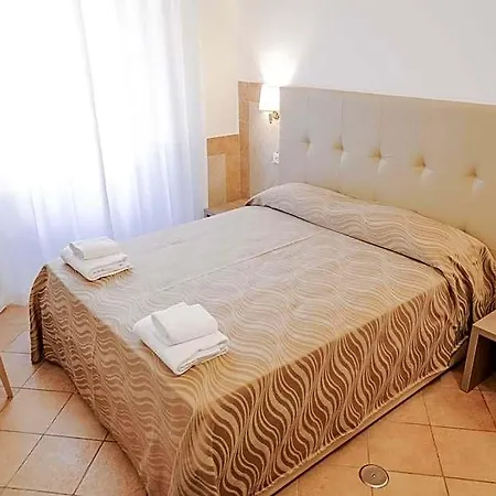 Alex Square 3* Rom
