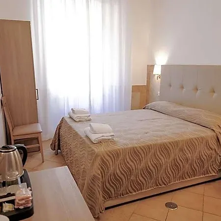 Alex Square 3*