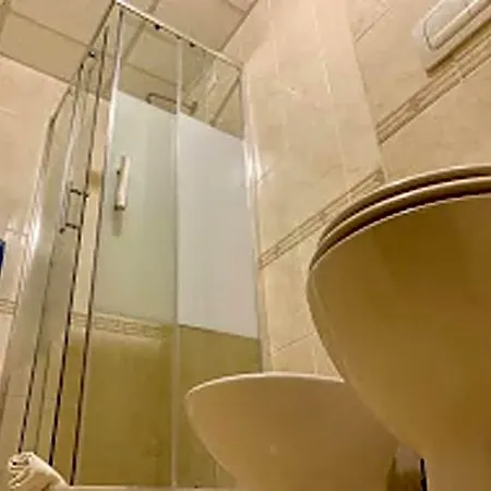 Alex Square Hotel 3*