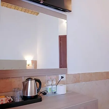 Alex Square Hotel 3*