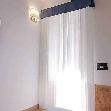 Alex Square 3* Rom