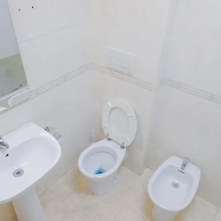 Alex Square Hotel